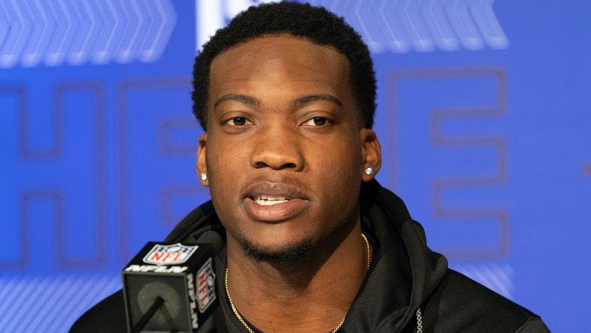 Packers’ Former First-Round Pick Projected for Surprise Week 1 Benching