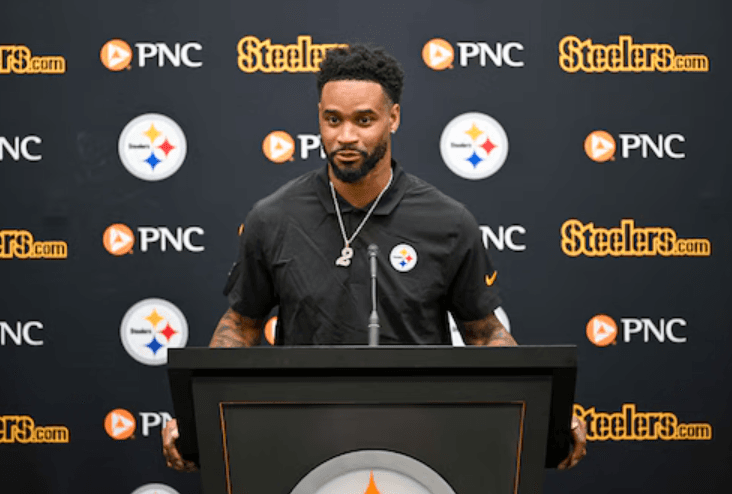 Ex-Eagles CB Darius Slay Named 'Worst Player' at Steelers OTAs