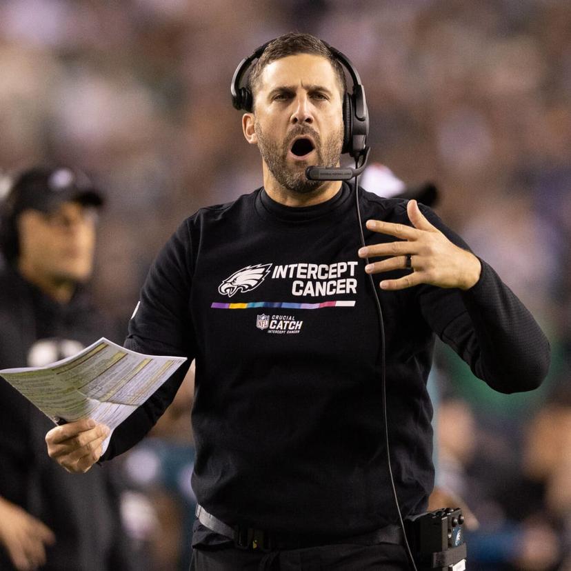 The Eagles' highly anticipated OL addition is struggling badly in training camp, pushing head coach Nick Sirianni to his boiling point