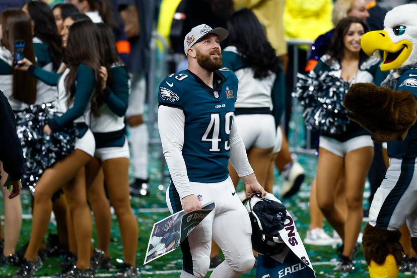 Former Long Snapper with Two Super Bowl Rings Turns Down Offers from NFL Powerhouses After Leaving Eagles