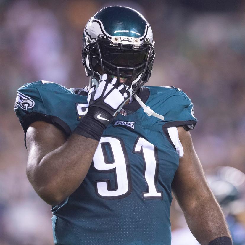 Former Eagles Pro Bowler Retires After 12 Years… Only to Face Terrifying Ordeal as Intruder Breaks Into His Home