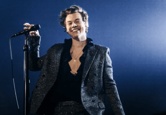 Singer Harry Styles Is a Die-Hard Packers Fan – Set to Kick Off His Tour at Green Bay's Iconic Stadium