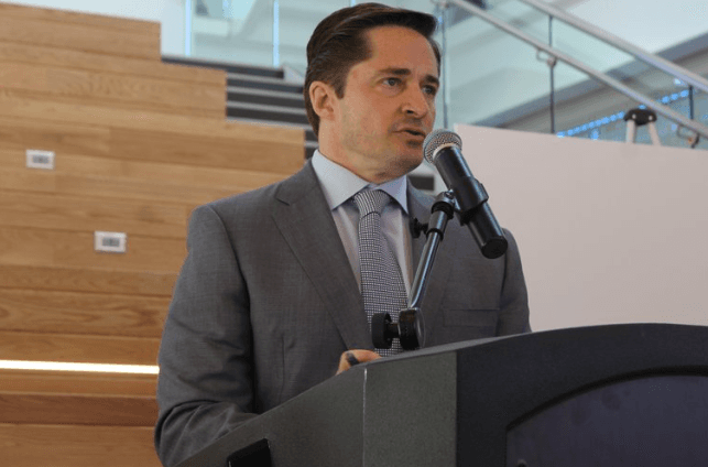 CEO of Green Bay Packers Declares Ban on Anyone Wearing Shirts Resembling Tyler Robinson and the Teen Who Defaced Charlie Kirk Memorial