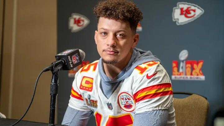  SHOCKING: Patrick Mahomes Rejects $280 Million Offer from Elon Musk – His 9-Word Response Left the World Stunned