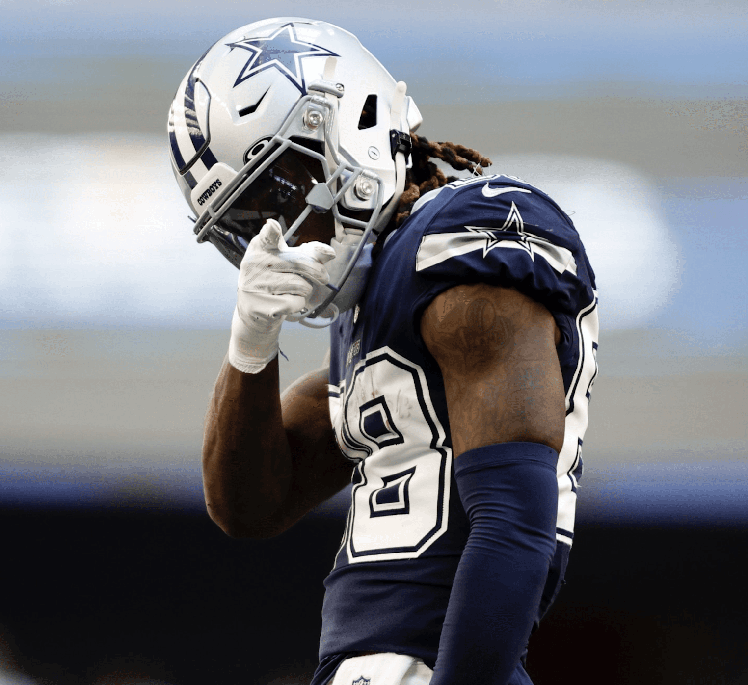 Ceedee Lamb season totals: 181 targets, 135 receptions, 1749 yards, 13  yards per catch, 12 touchdowns, 3 fumbles, 2 fumbles lost. Added 14  carries, 113 yards, 8.1 yards per carry, and 2 touchdowns on the ground. :  r/cowboys