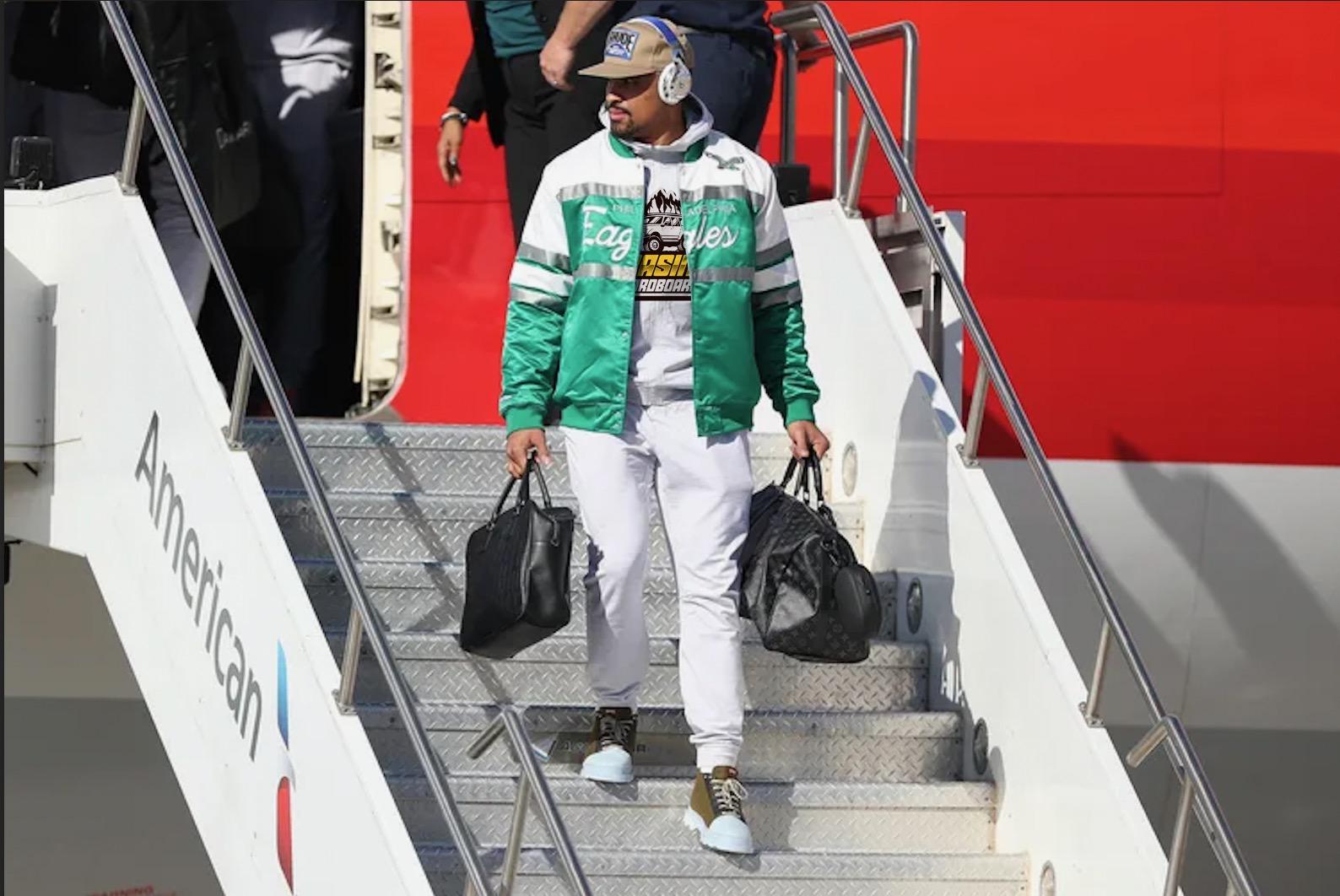 CHASING CARDBOARD on X: "You guys know I'm a MAHOMES fan, but seeing JALEN  HURTS coming off the plane. MAD RESPECT! #SuperBowl #SuperBowlLVII  https://t.co/DiRGlhFUwm" / X