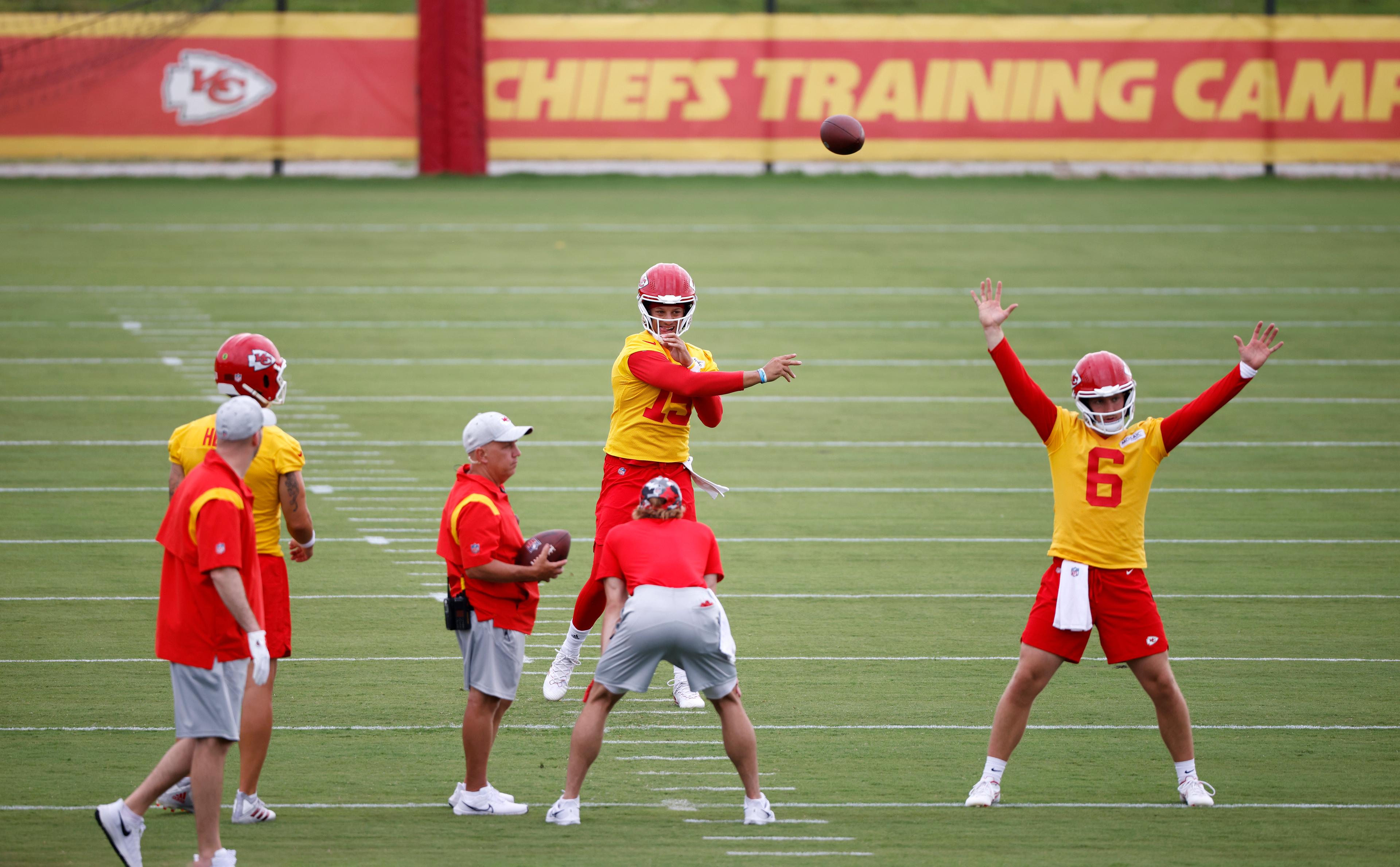 Chiefs Secretly Rehearse Trick Kickoff at Home – And the Entire NFL Has No Clue!