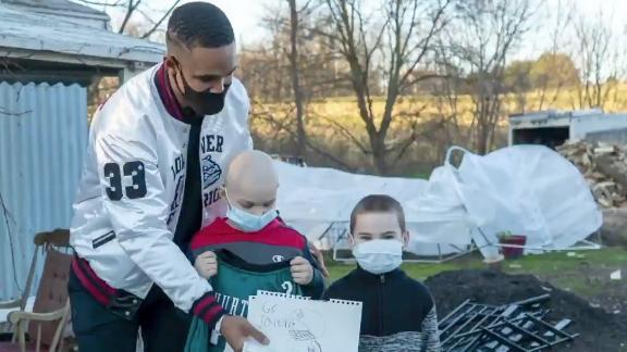 Hurts surprises family with donation toward a new home